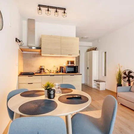 Apartman Moderno Z Dostepem Do Holidaypark&resort