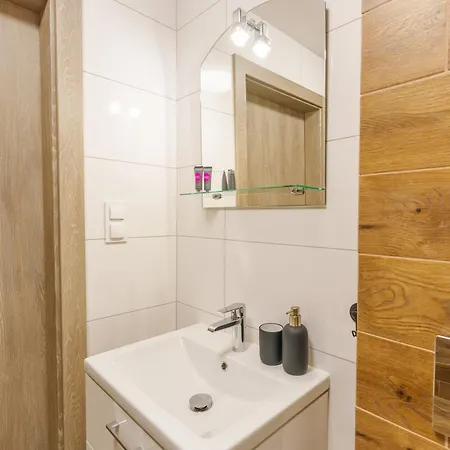 Moderno Z Dostepem Do Holidaypark&resort Apartman Sianozety